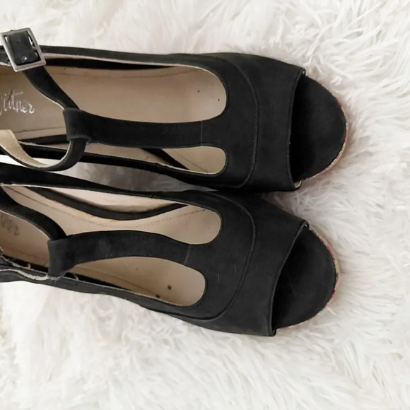 WITTNER | Multi Color Black Rainbow T-Strap Peep Toe Wedge Heels | Size 9, 40 - Picture 3 of 9